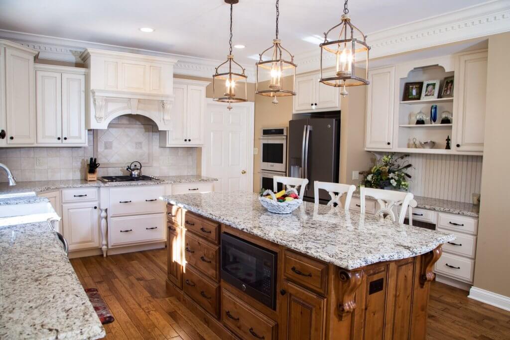 Classical White and Wood Kitchen - Callier and Thompson